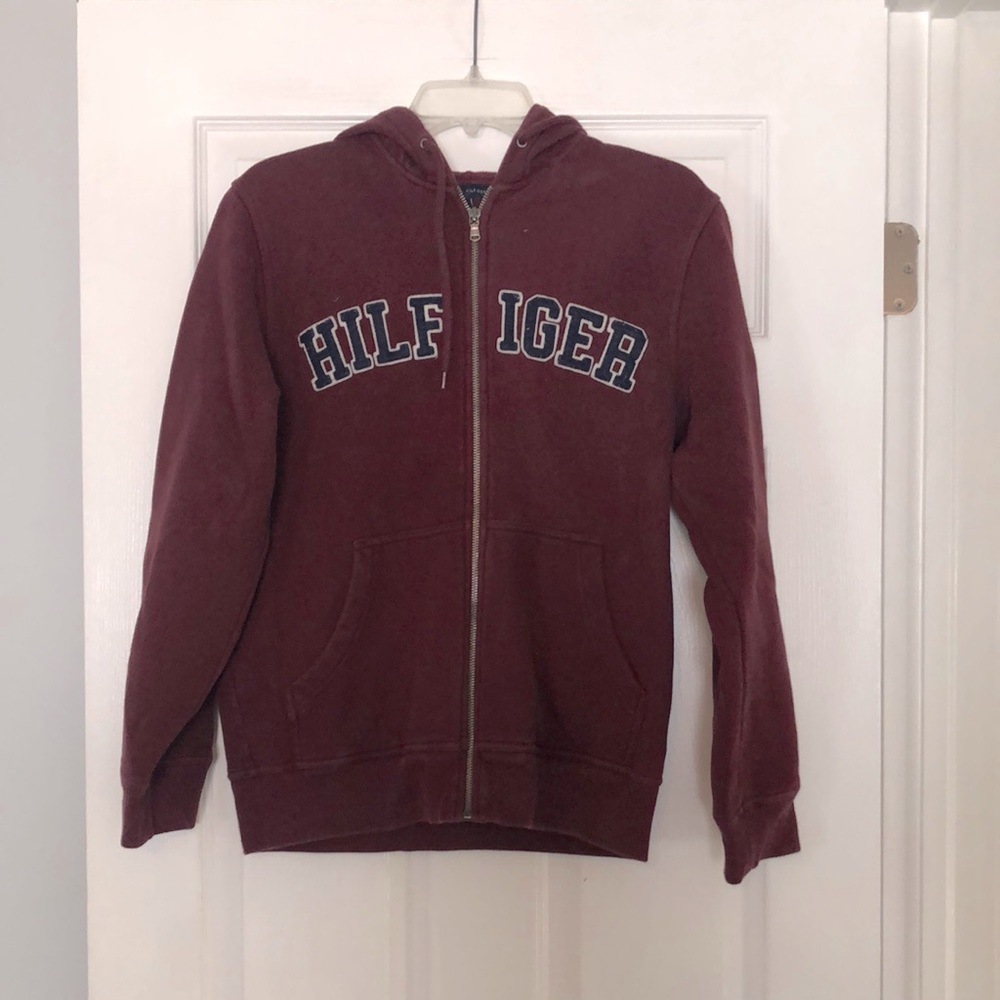 Tommy Hilfiger zip up hoodie, size XS. Gently worn, good condition, maroon.